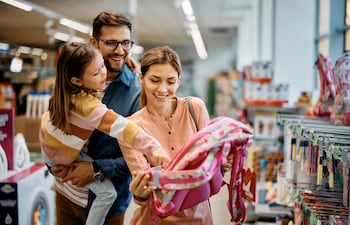 El inicio del año lectivo moviliza a las familias paraguayas.