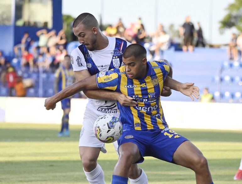 Duro choque en Villa Elisa quedó en igualdad 2-2