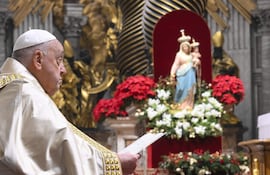 El papa Francisco en la basílica de San Pedro del Vaticano.