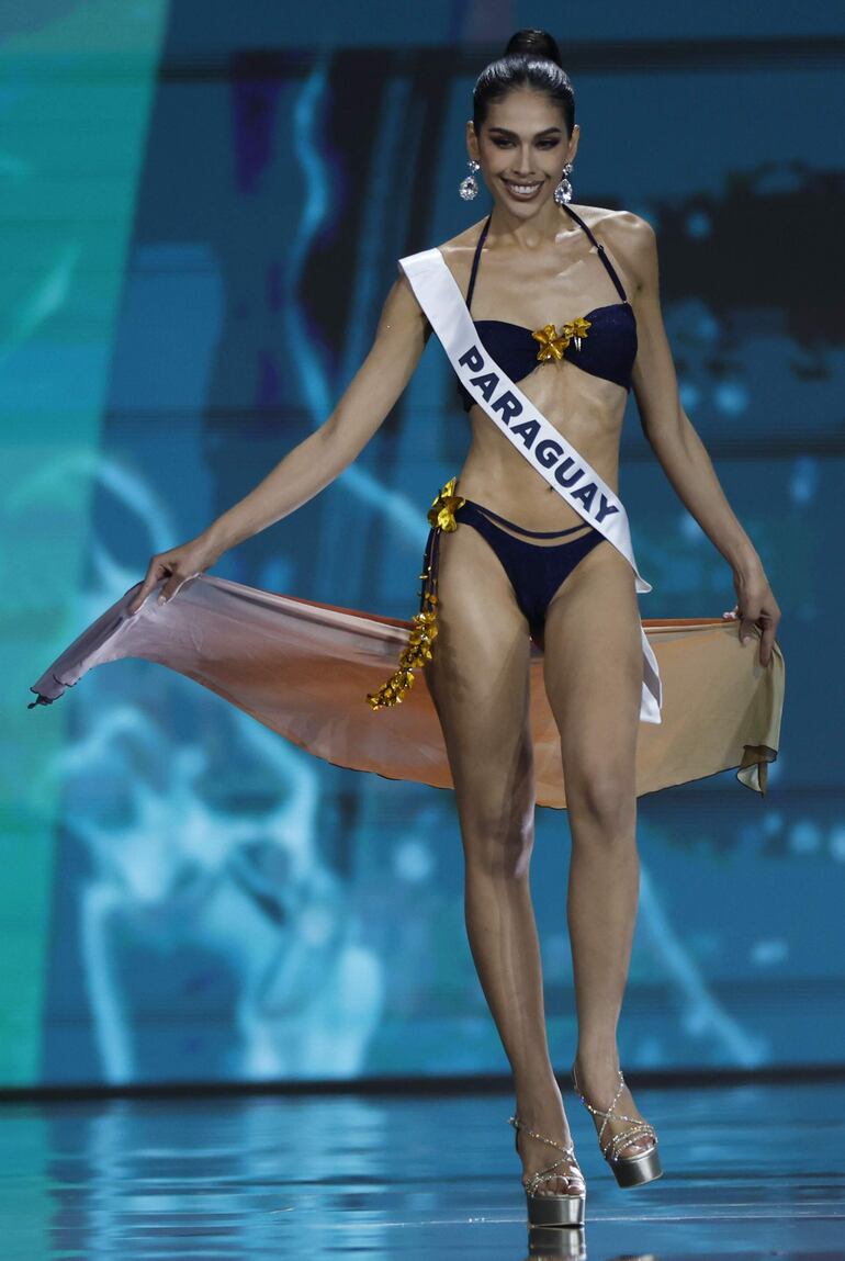 Miss Paraguay, Yanina Gómez .