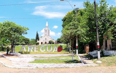 Imponente vista del templo erigido en honor de la Virgen de la Candelaria en la ciudad de Areguá, que hoy está de fiesta.