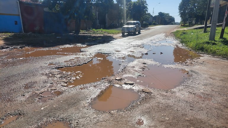 La calle General Díaz, que debió ser recapada por la Itaipú Binacional.