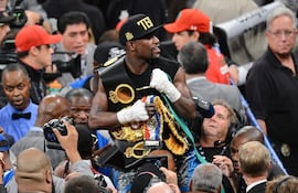 Floyd Mayweather, campeón del mundo en cinco divisiones del boxeo.