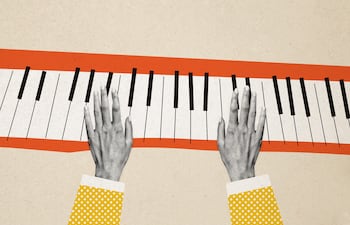 Concepto de música, manos sobre un teclado, collage.