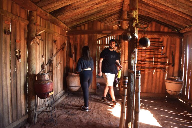 El Museo Jaguarú, ubicado en la cima del cerro Yaguarón, está cargado de simbolismo guaraní.