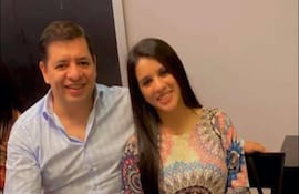 Fredy Fermín Ortega Ullón, concejal colorado de Encarnación y su hermana, Antonia Ortega Ullón, flamante jueza electoral de Encarnación.