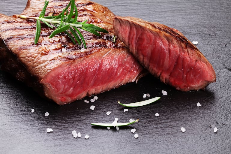 Carne a la parrilla.