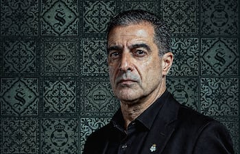Con esta imagen, el Santos Laguna presentó a Renato Manuel Alves Paiva conocido también como Renato Paiva, es un entrenador portugués de 56 años.