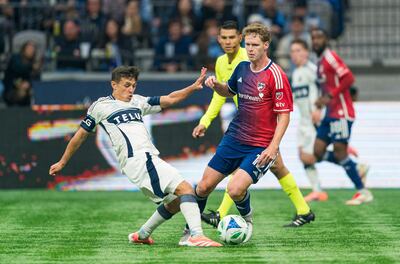 Andrés Cubas (izquierda), mediocampista de 29 años, con 32 partidos con la selección paraguaya, es una de las piezas fundamentales del Vancouver canadiense.