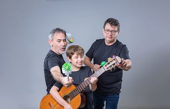 Alberto Benítez, Leonardo y Yeye Brugada del programa Entretenidos de ABC Cardinal AM.