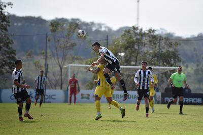 Deportivo Santaní se perdió la brillante oportunidad de derrotar a Deportivo Capiatá, tercer colocado en la clasificación de la División Intermedia.
