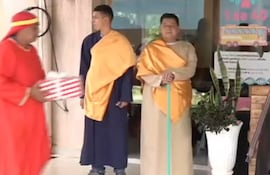 El nacimiento del Niño Jesús, representada por los funcionarios del Hospital de Acosta Ñu.