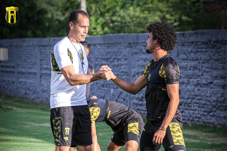 Guaraní comenzó la pretemporada con miras al 2024 en el estadio Rogelio Silvino Livieres, en Asunción.
