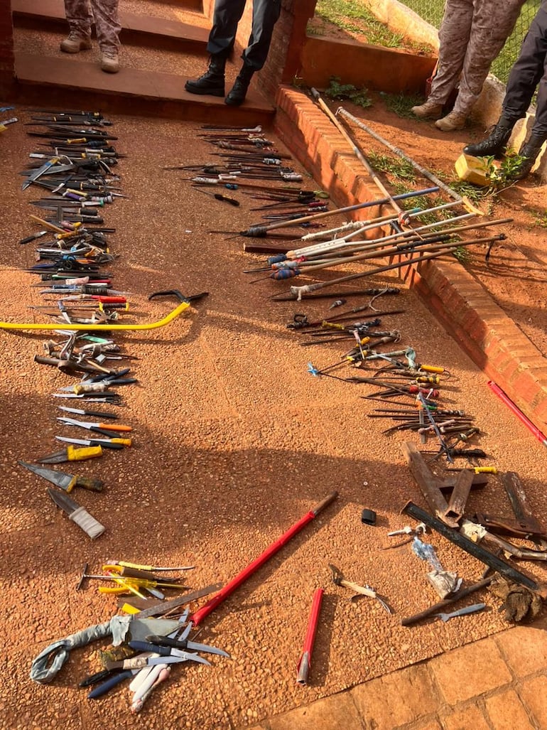 Armas blancas de fabricación casera.