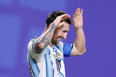Lionel Messi de Argentina celebra este martes, en un partido del grupo J del Mundial de la FIFA 2026 entre Argentina y Argelia en el estadio Arrowhead en Kansas (Estados Unidos).