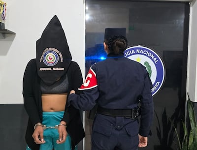 Detienen a presunta microtraficante con 104 dosis de crack en la Chacarita durante operativo policial