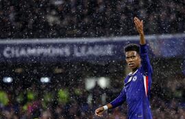 El juvenil brasileño Estevão aportó para la goleada del Chelsea.