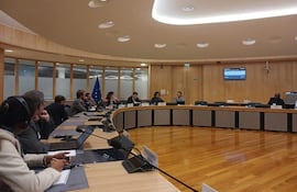 Valdis Dombrovskis, vicepresidente ejecutivo de la Comisión Europea para una Economía al Servicio de las Personas y Comisario de Comercio, se reunió con periodistas de ABC y de medios de prensa de 18 países del mundo, en Bruselas.