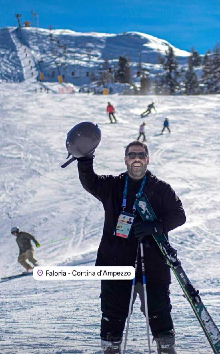 ¡Feliz en la nieve! Jorge Chipi Vera al terminar de esquiar en Cortina d'Ampezzo. (Captura de la historia de Instagram de Jorge Vera)