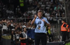Diego Aguirre, durante el partido de Olimpia ante Melgar por la Copa Libertadores.