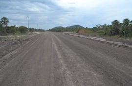 Perfilada de camino zona de Fuerte Olimpo