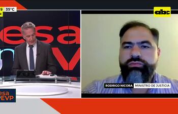 Rodrigo Nicora, ministro del Interior en Mesa con Enrique Vargas Peña