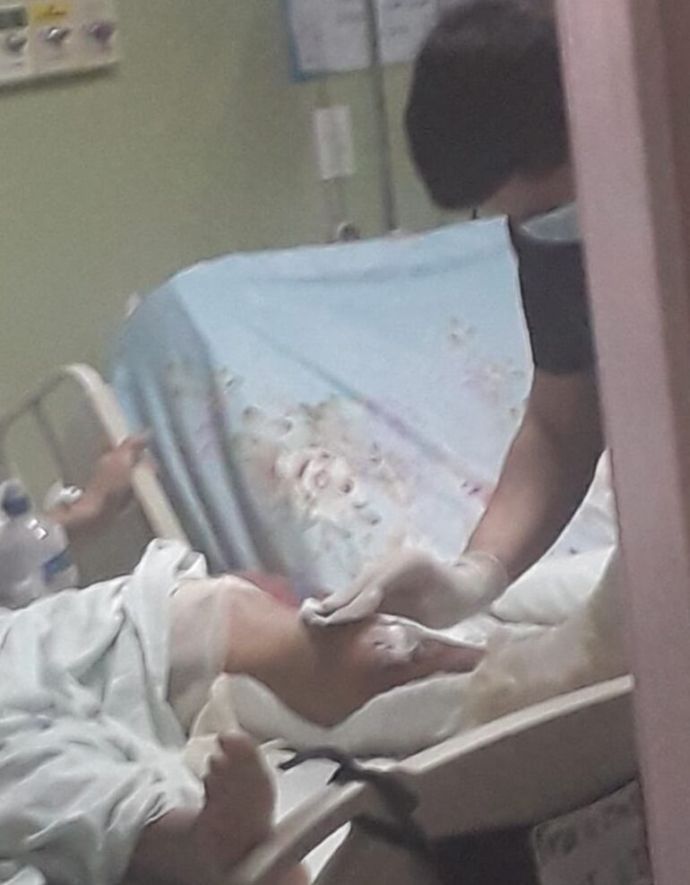 Ahora César Oviedo Lesme no podrá trabajar durante mucho tiempo, luego de esta salvaje agresión.