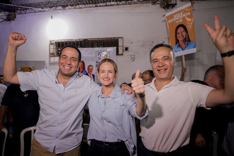 Acto Político de Soledad Núñez con Ricardo Estigarribia y Humberto Blasco.