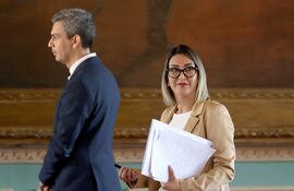 La ministra de Trabajo, Mónica Recalde, habló hoy en una conferencia de prensa.