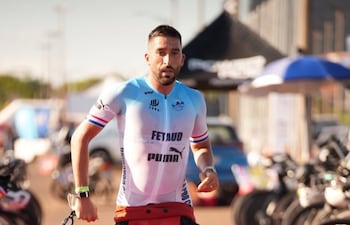 Gaëtan Fetaud (34 años), francés radicado en Paraguay, ganador del Ironman de Encarnación.