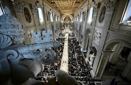 Imponente la iglesia de San Juan de Lateran, en Roma.