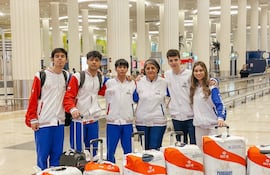 Adolescentes de escuelas de Asunción viajaron hasta Dubái para representar al país en una Olimpiada Internacional de Química.