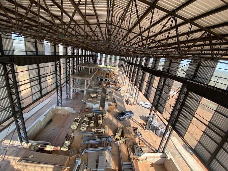 La planta de Troche permanece inconclusa, con equipos ya adquiridos y aún sin montar, mientras Petropar impulsa una nueva licitación millonaria para “terminar” el tren de molienda.