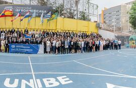 Último día del Foro, con la realización del IV Concurso de Jóvenes Investigadores y el III Concurso de Iniciación a la Investigación Científica, en la sede central de UNIBE.