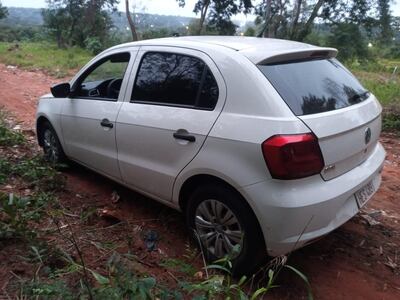 Recuperan vehículo robado en San Antonio tras ser abandonado en Ypané