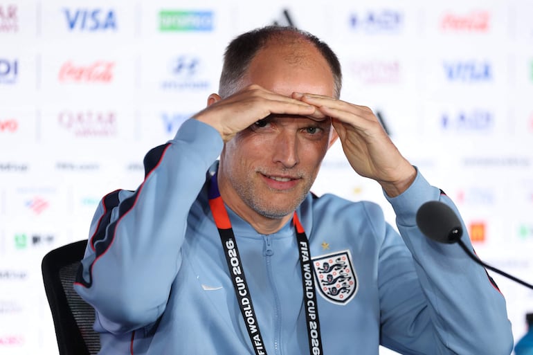Thomas Tuchel, director técnico de Inglaterra, asiste a una conferencia de prensa un día antes del partido de semifinales de la Copa Mundial de la FIFA 2026 en el Atlanta Stadium, en Atlanta, Georgia.