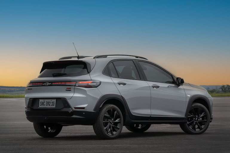 Disponible en versiones Premier y RS, el Chevrolet Sonic ofrece un equilibrio ideal entre sofisticación, deportividad, confort y tecnología.