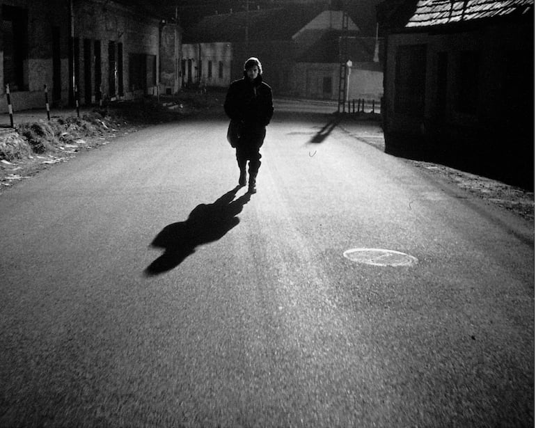 Las armonías de Werckmeister (Werckmeister Harmóniák, 2000).