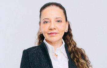 Lourdes González, titular de la Dirección Nacional del Registro Público.