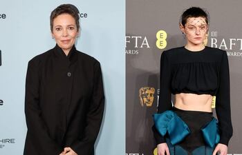 Emma Corrin y Olivia Colman.