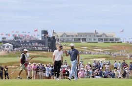 Jon Rahm Rodríguez (31 años) ocupa actualmente el décimo puesto en la clasificación mundial de golf.