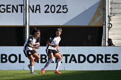Corinthians obtuvo una contundente victoria por 4-0 sobre Boca Juniors.