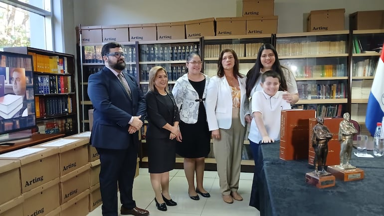 Donan archivos periodísticos deportivos de Gustavo Köhn a la Bibilioteca del Congreso