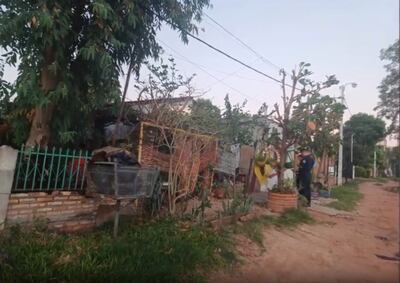Vivienda donde se dio la agresión a la mujer, a la que la su hija adolescente defendió.