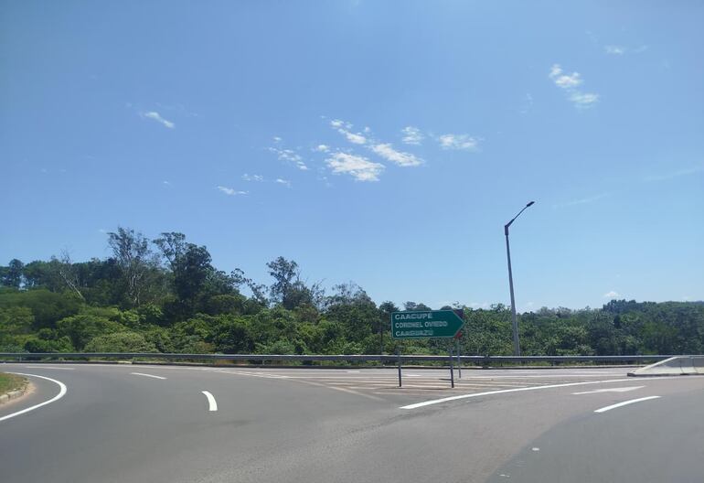 Unos siete kilómetros sin iluminación convierten la ruta en un tramo peligroso para conductores y peatones.