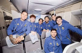Componentes de la selección argentina, rumbo a Kansas.