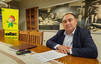 Abog. Oscar Giménez Insfrán, denunció la desvinculación irregular de su expediente.