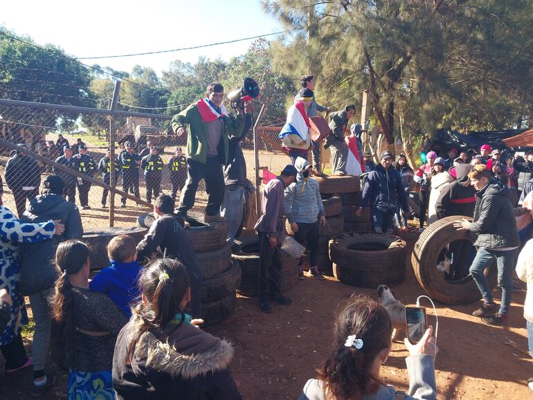 Cierre del vertedero municipal de Encarnación.