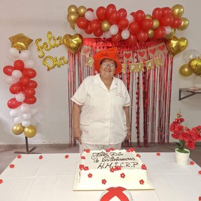 Sinforiana Cuenca de Cantero, durante un agasajo en la Cruz Roja Paraguaya.