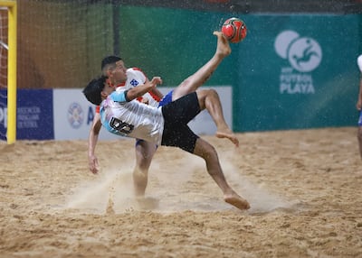 Partidazo entre Libertad de Barcequillo y Presidente Hayes, por la Superliga Fútbol Playa, con saldo favorable para los "norteamericanos".